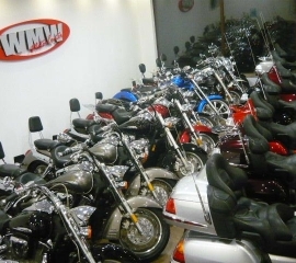 Motocykle w salonie WMW 